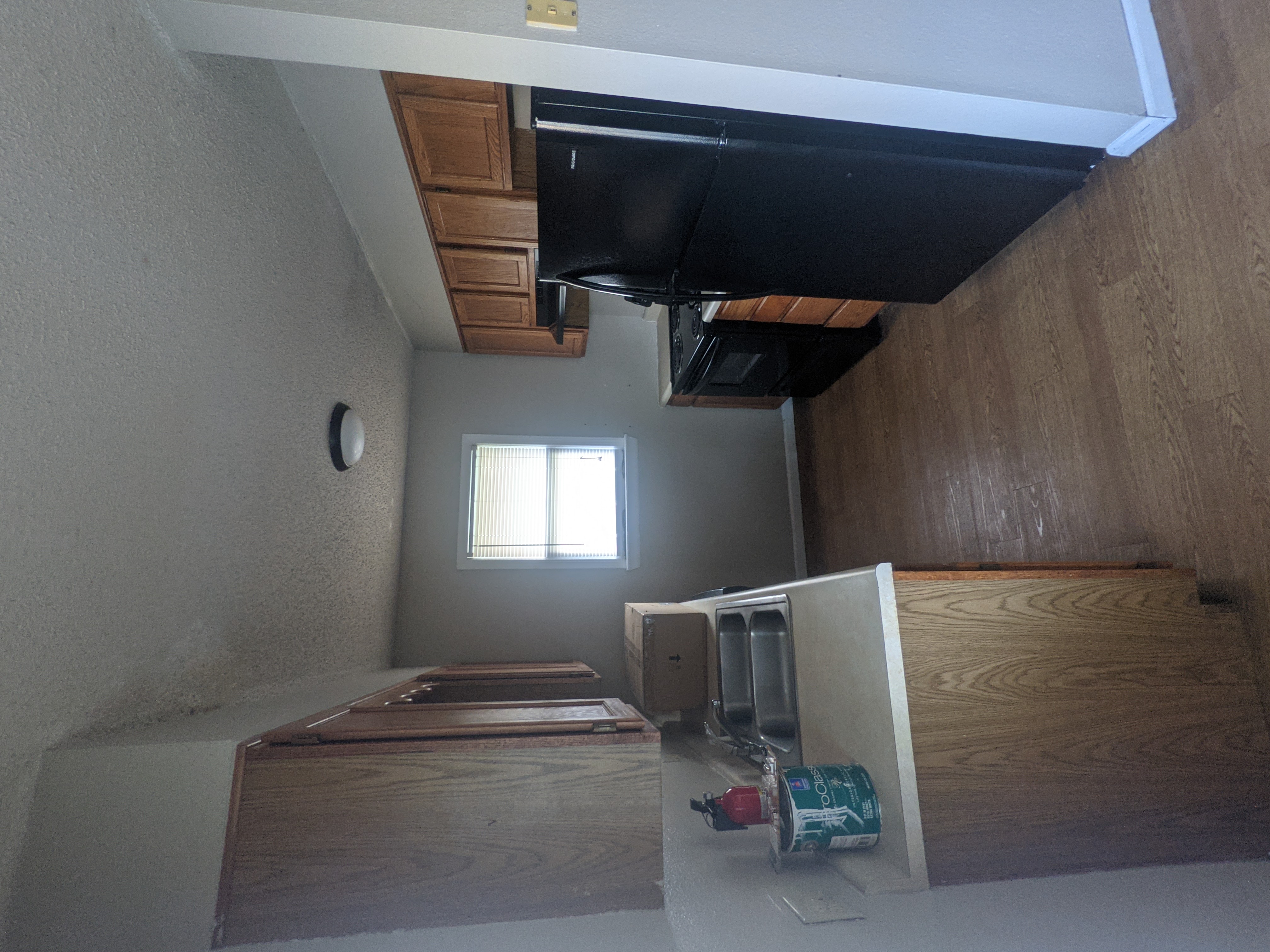 Kitchen before renovation