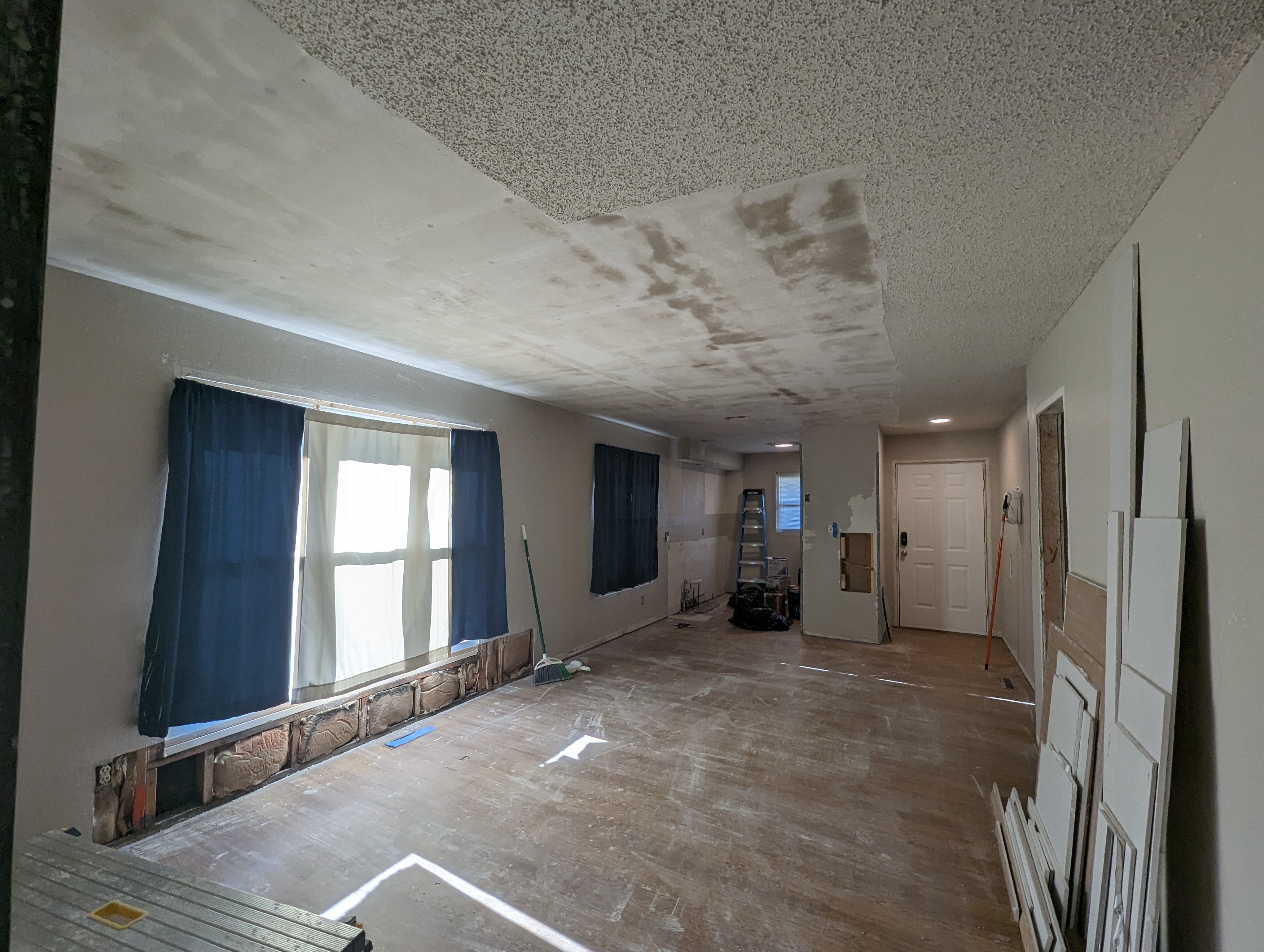 Living Room before renovation