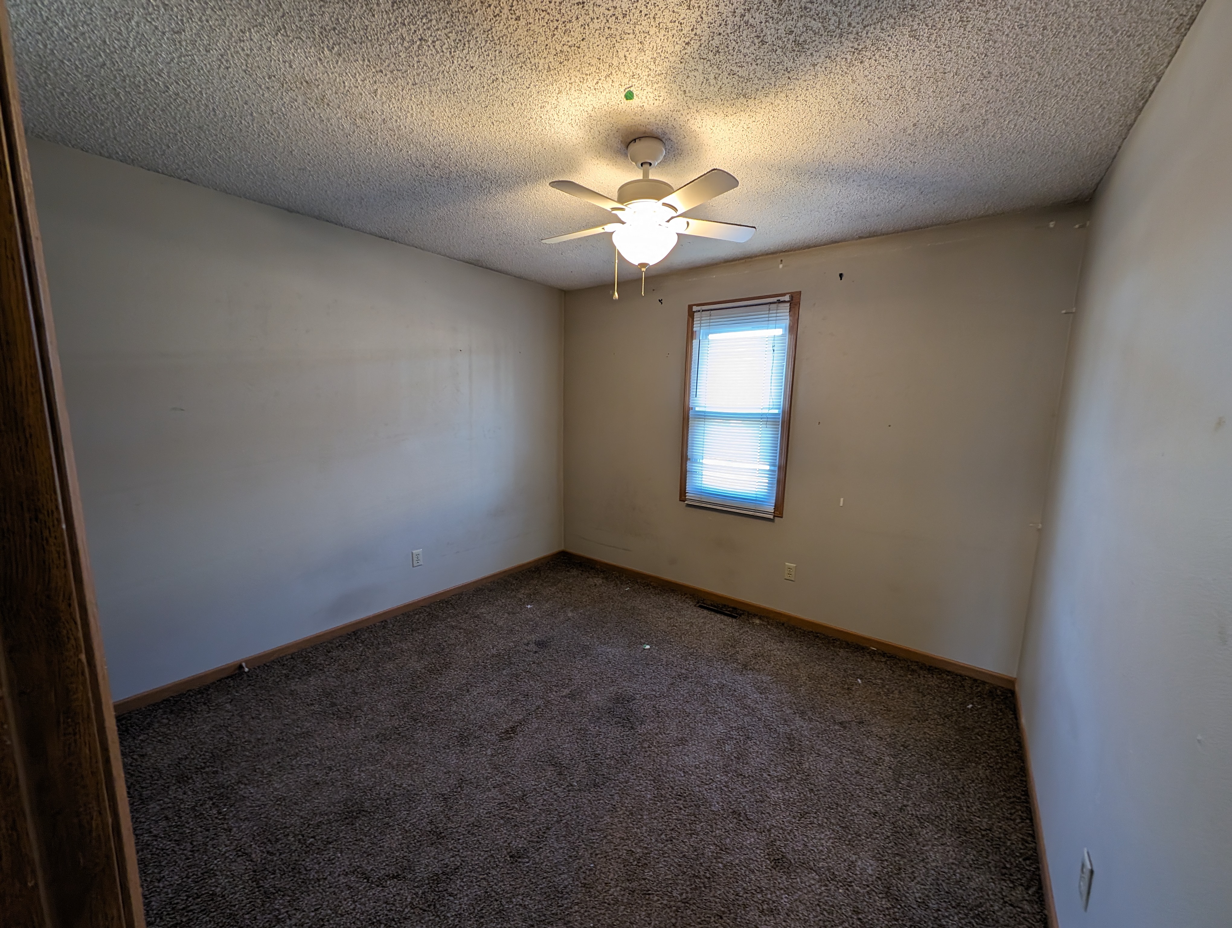 Bedroom 1 before renovation