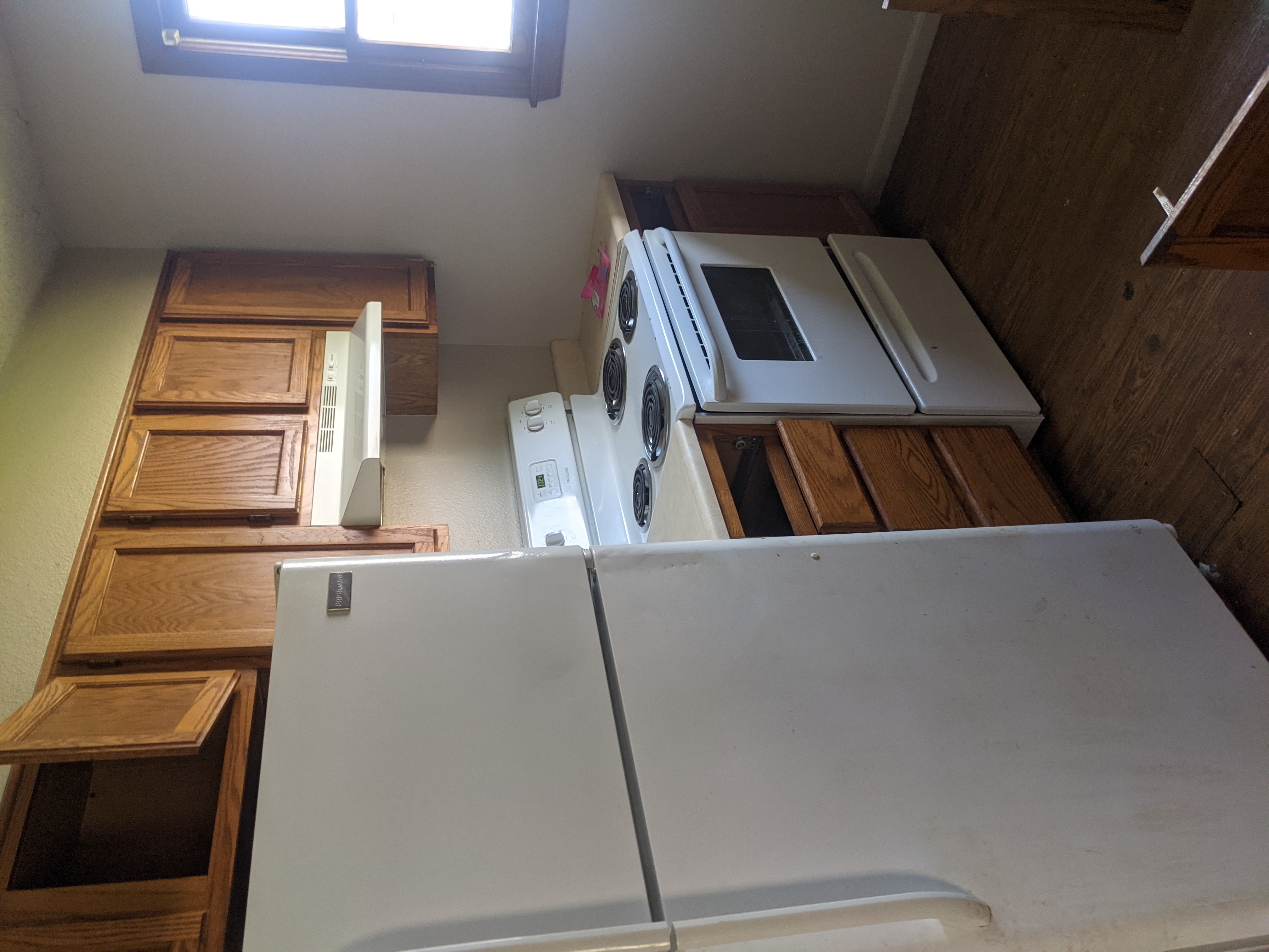 Kitchen before renovation