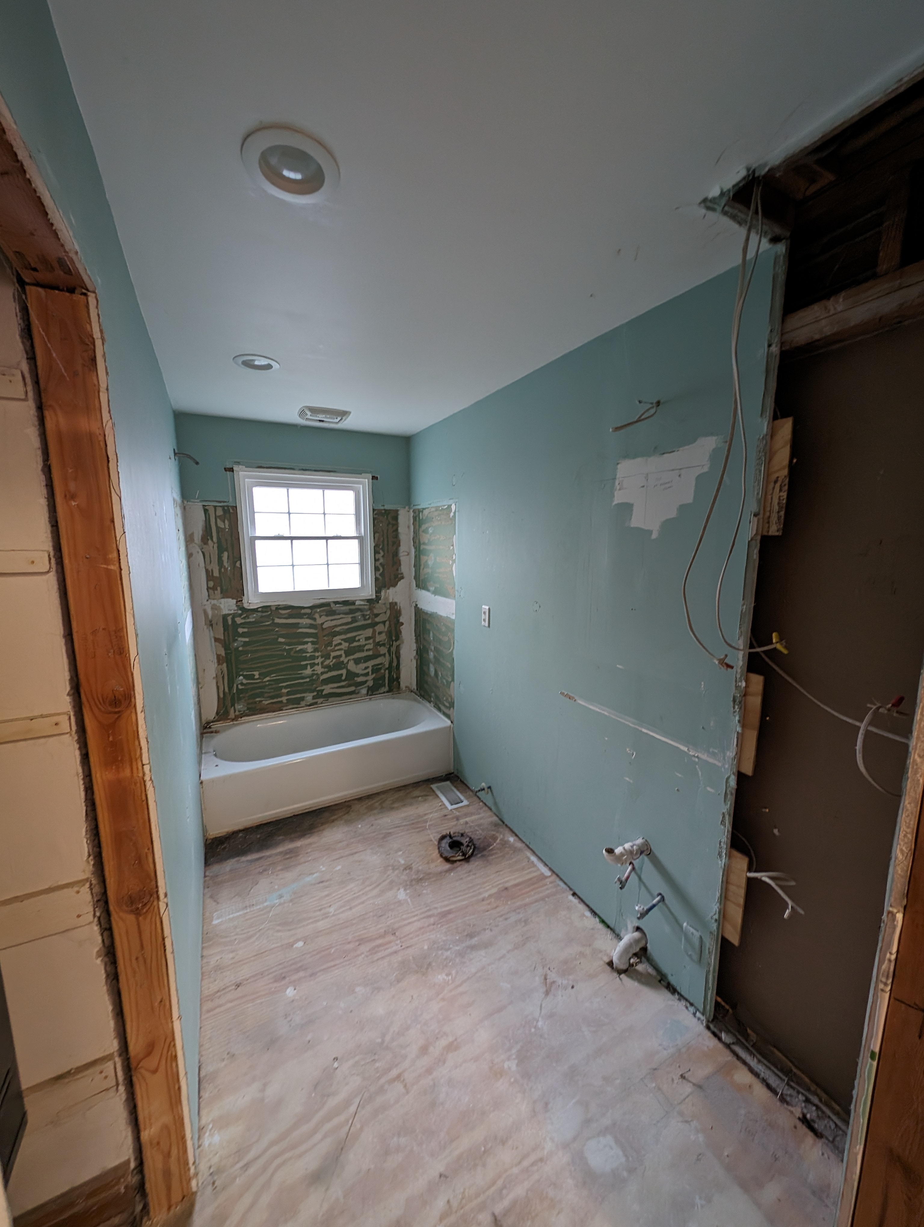 Bathroom before renovation