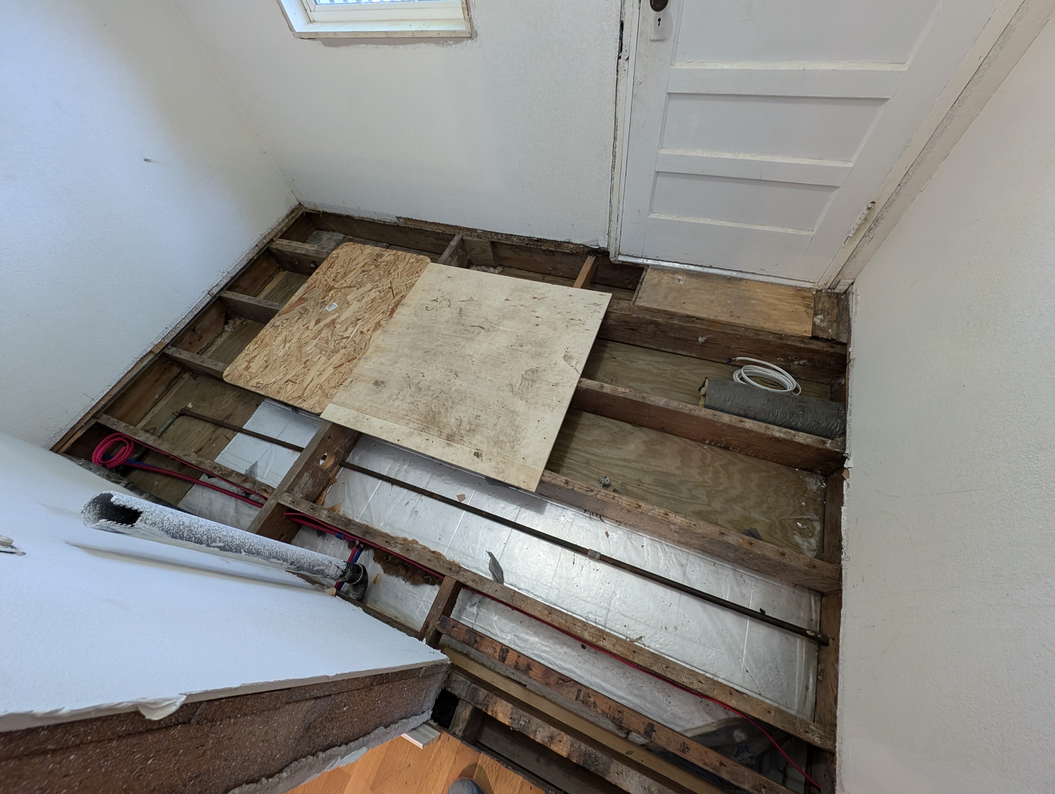 Laundry Room before renovation